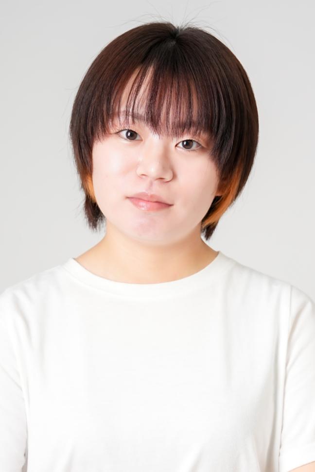中村優亜